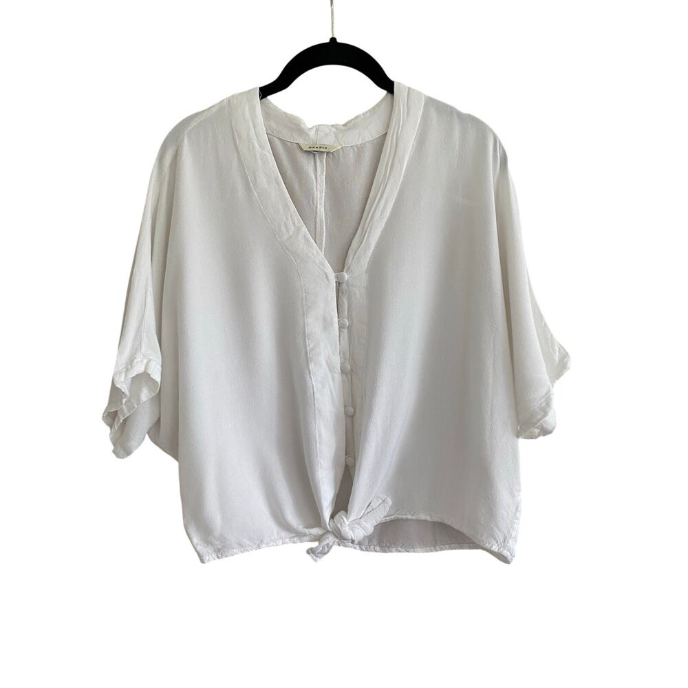 Sim & Sam V-Neck Tie Bottom Button Short Sleeve Blouse Size Small